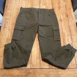 Vince Cargo Jogger - Green - 32 (NWT)